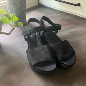 Eileen Fisher Black Women's Sandals